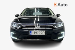 harmaa Volkswagen Passat 2018 kuva 4.