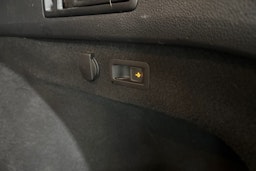 valkoinen Volkswagen Passat 2017 kuva 12.
