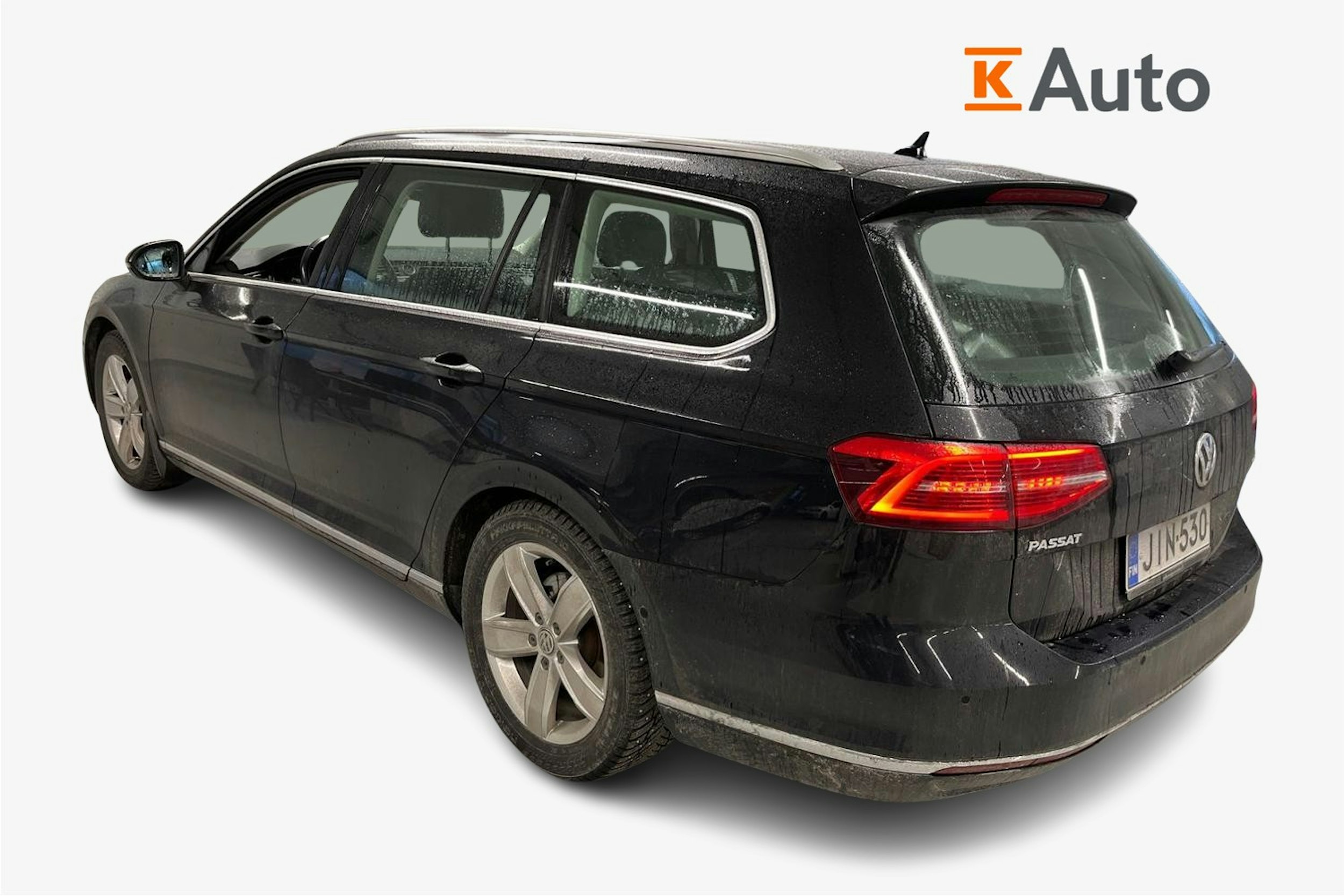 musta Volkswagen Passat 2017 kuva 2.