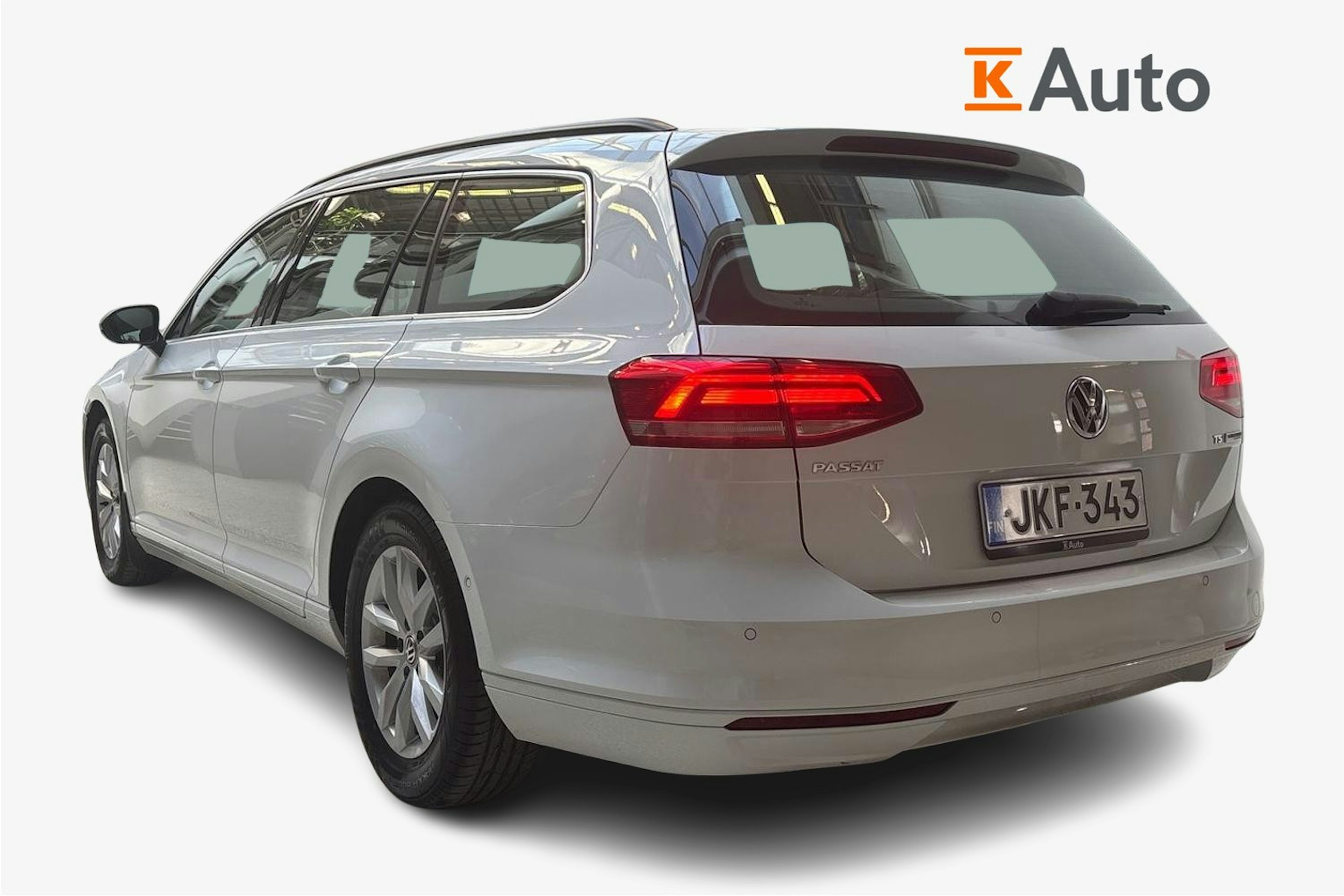 valkoinen Volkswagen Passat 2017 kuva 2.