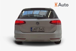 valkoinen Volkswagen Passat 2017 kuva 3.