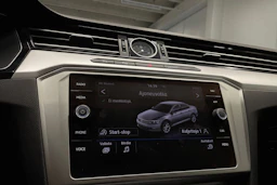 musta Volkswagen Passat 2018 kuva 17.