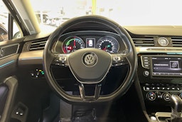 Musta Volkswagen PASSAT 2017 kuva 8.