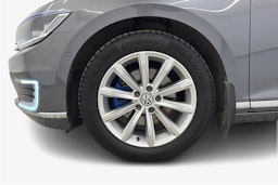 harmaa Volkswagen Passat 2017 kuva 11.