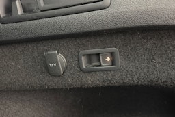 harmaa Volkswagen Passat 2017 kuva 16.