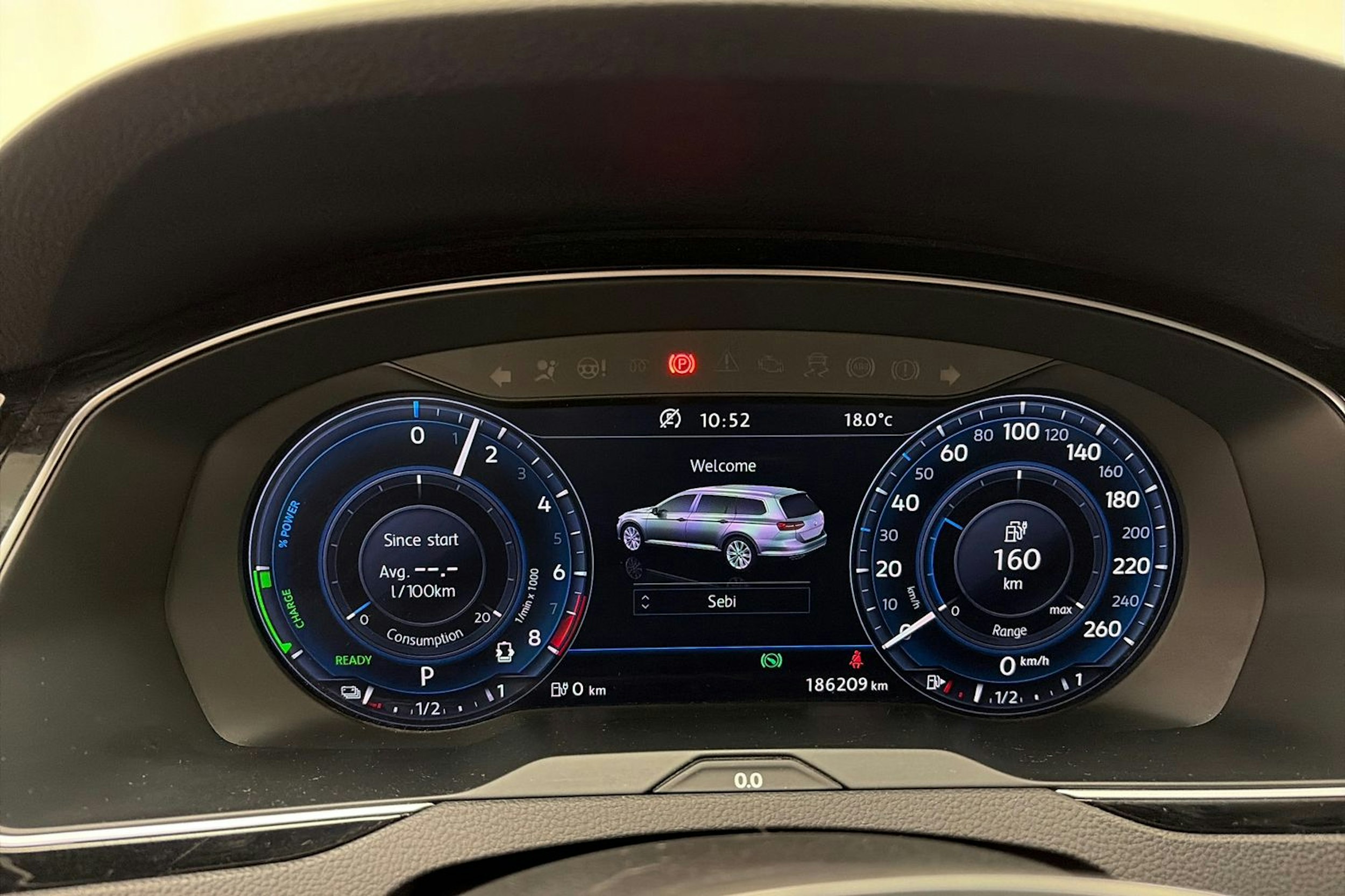 harmaa Volkswagen Passat 2017 kuva 19.