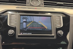 harmaa Volkswagen Passat 2017 kuva 22.