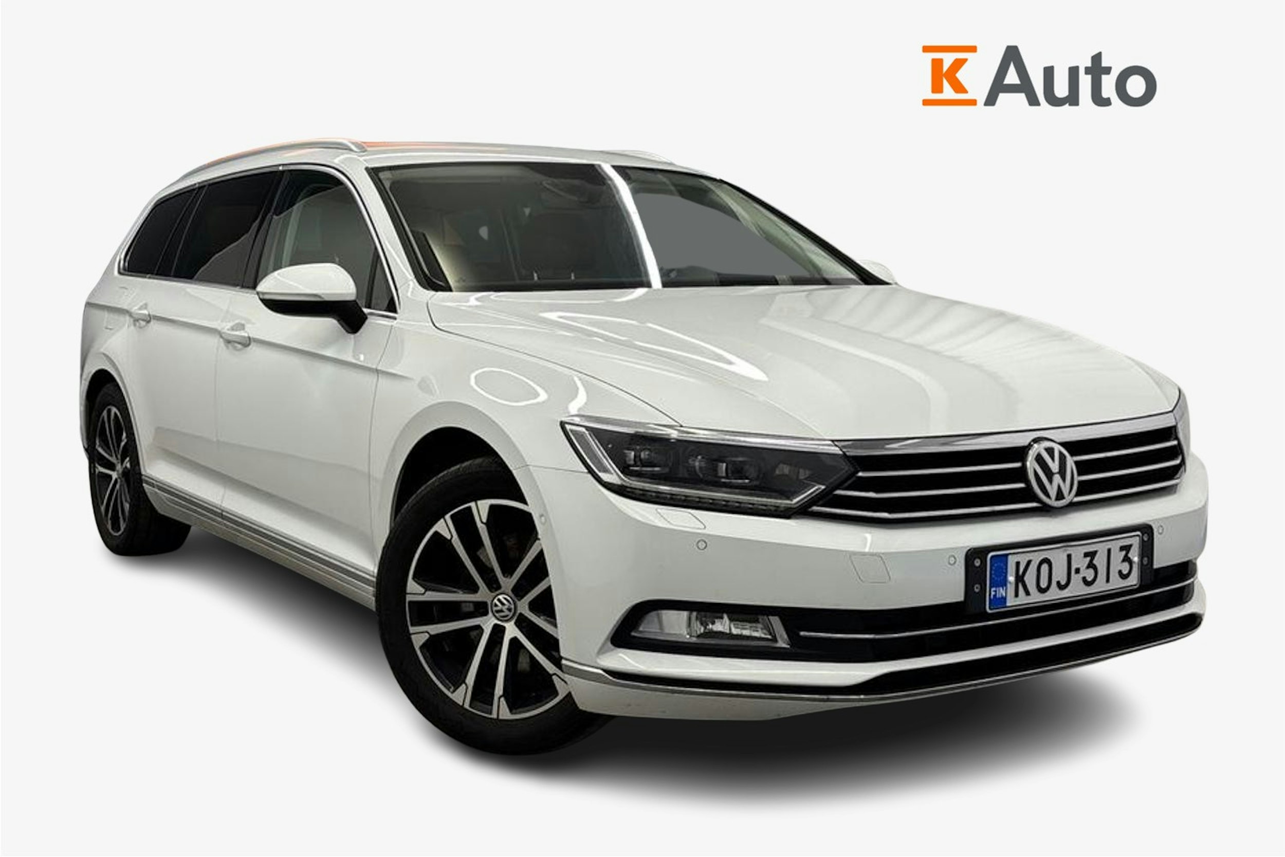 valkoinen Volkswagen Passat 2017 kuva 1.