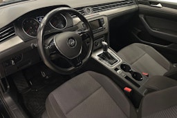 Musta Volkswagen PASSAT 2017 kuva 6.