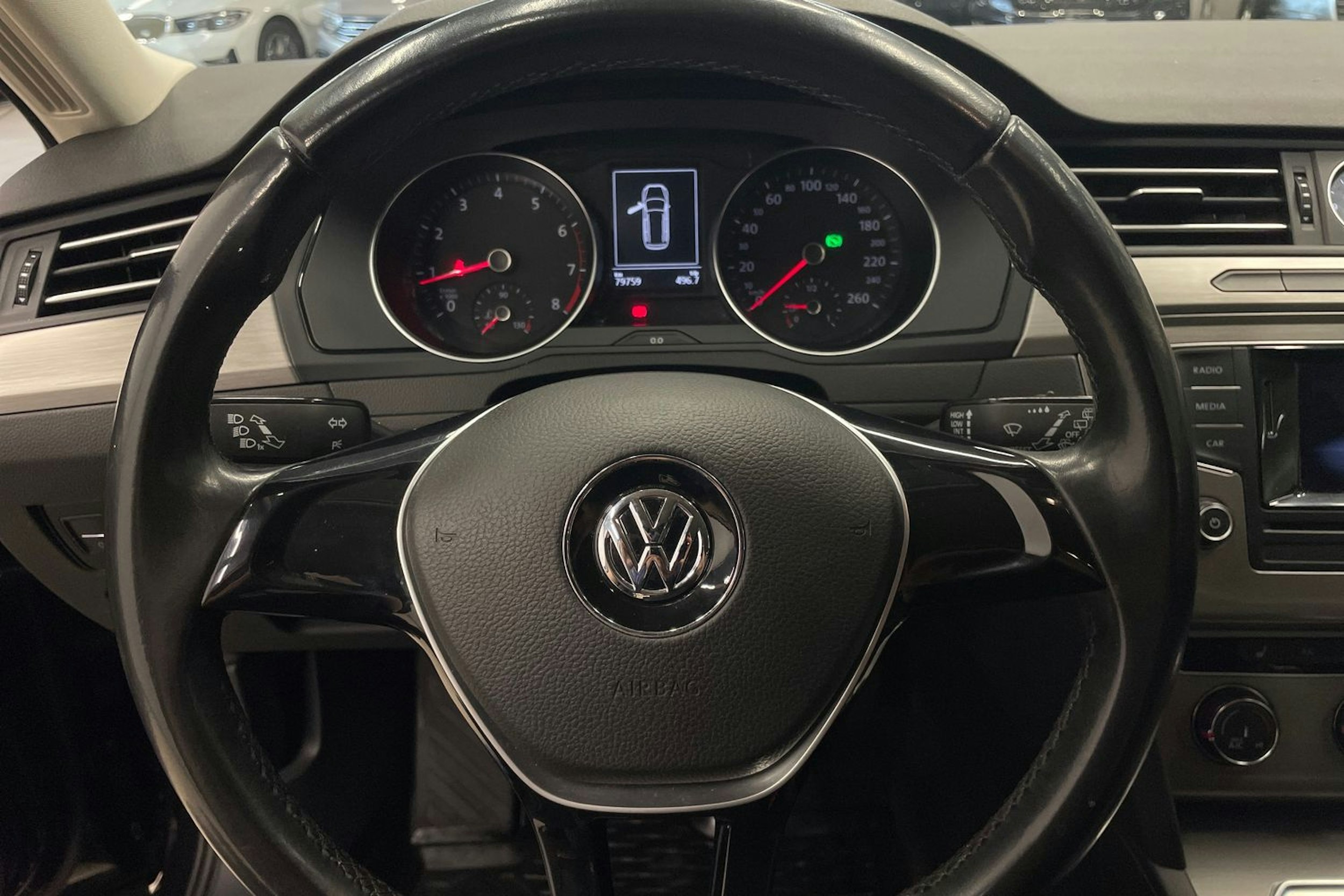 Musta Volkswagen PASSAT 2017 kuva 12.