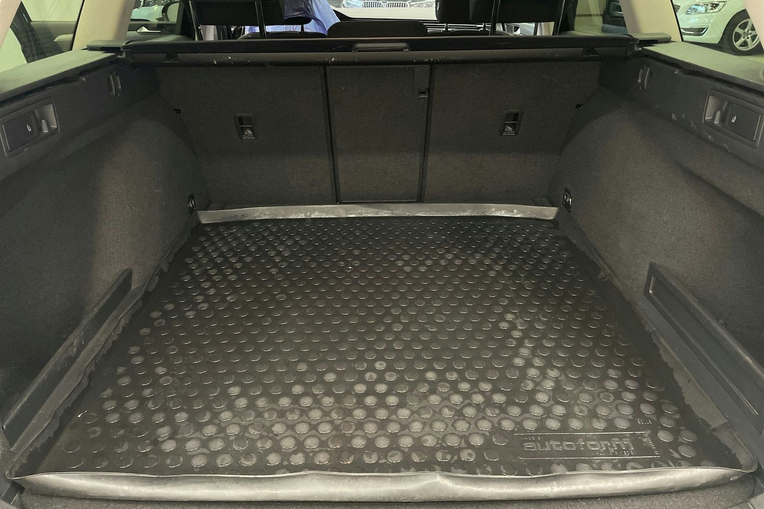 Musta Volkswagen PASSAT 2017 kuva 15.