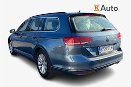 sininen Volkswagen Passat 2017 kuva 2.