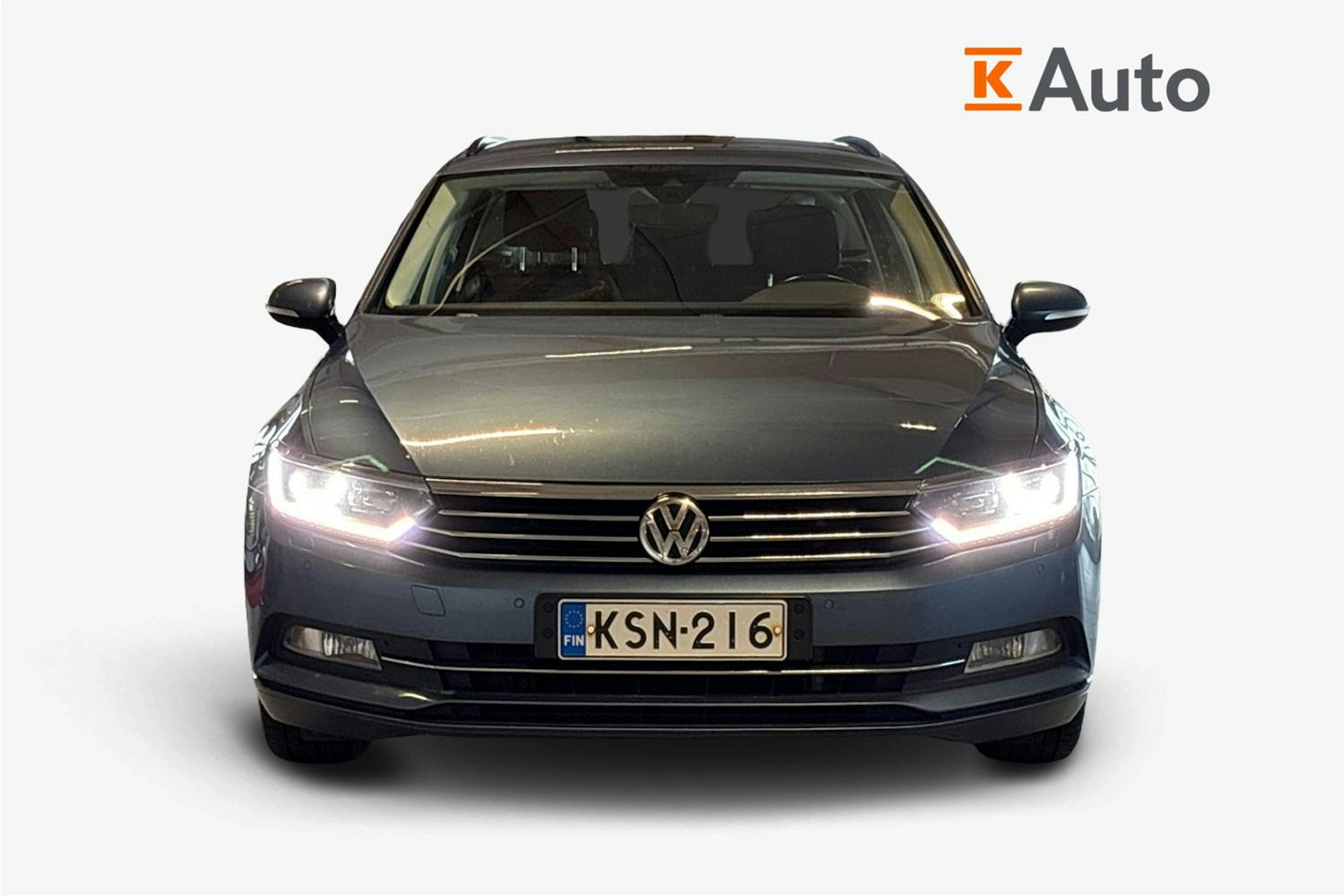 sininen Volkswagen Passat 2017 kuva 5.