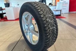 sininen Volkswagen Passat 2017 kuva 14.