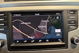 sininen Volkswagen Passat 2017 kuva 21.