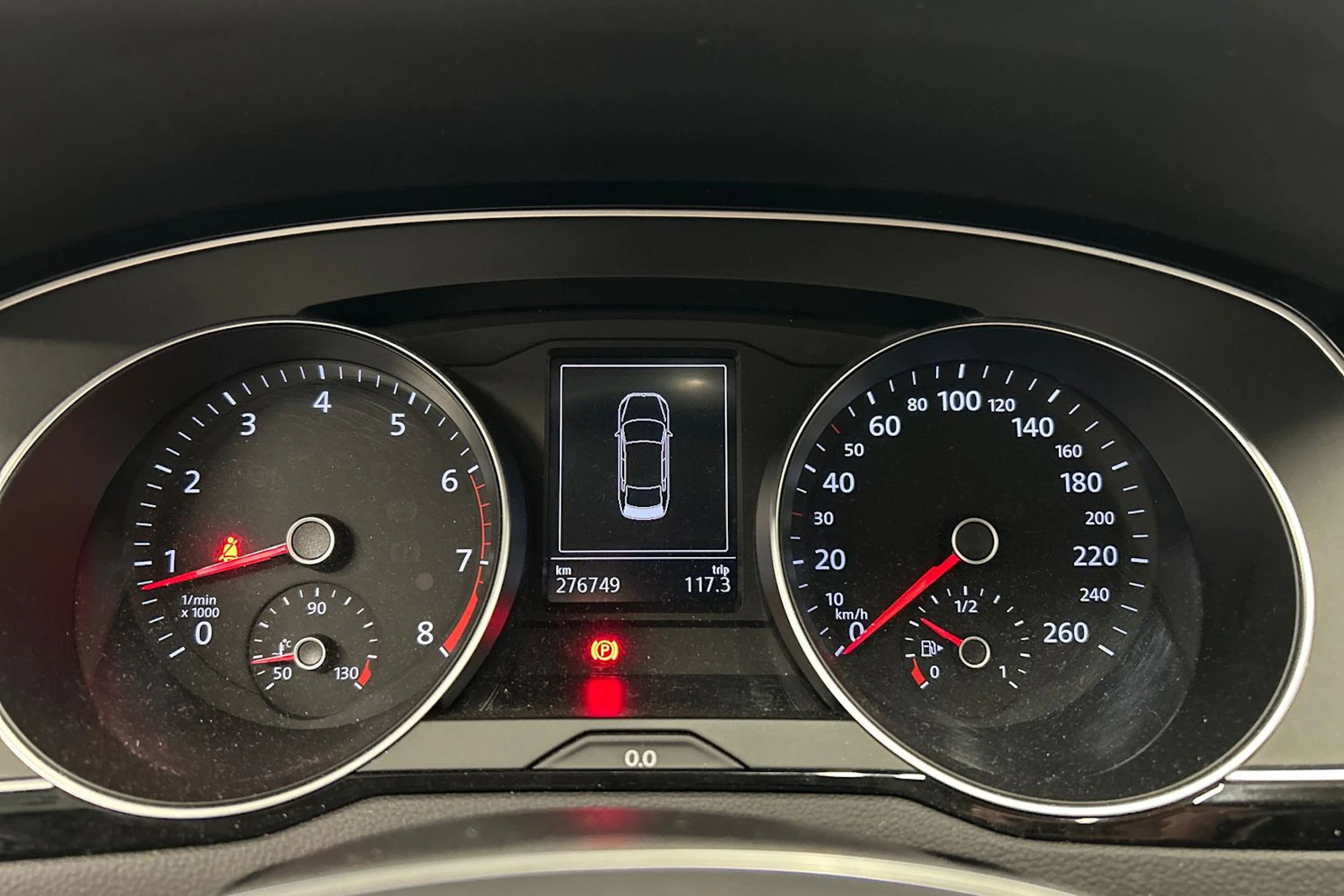 valkoinen Volkswagen Passat 2017 kuva 17.