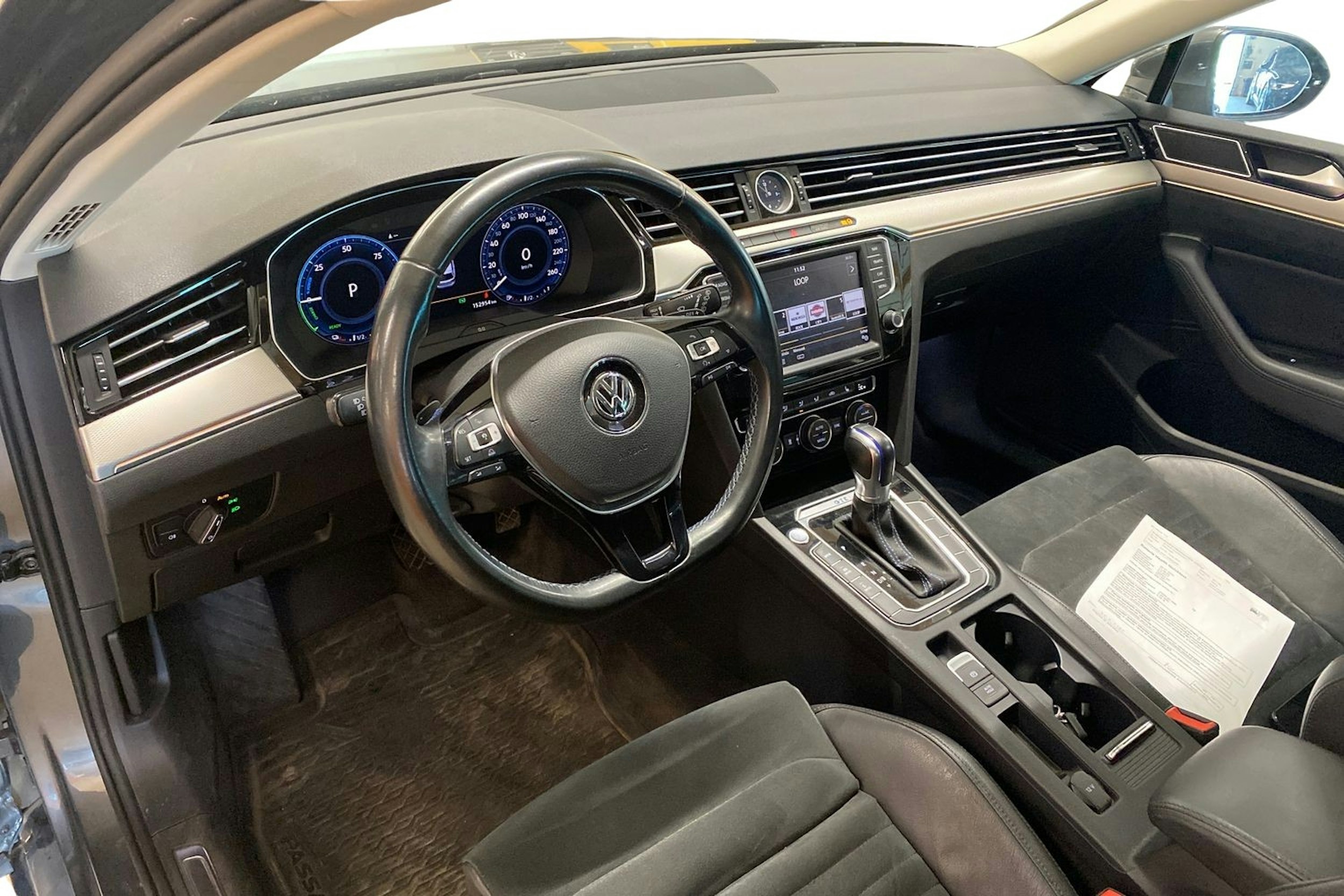 met. harmaa Volkswagen Passat 2017 kuva 3.