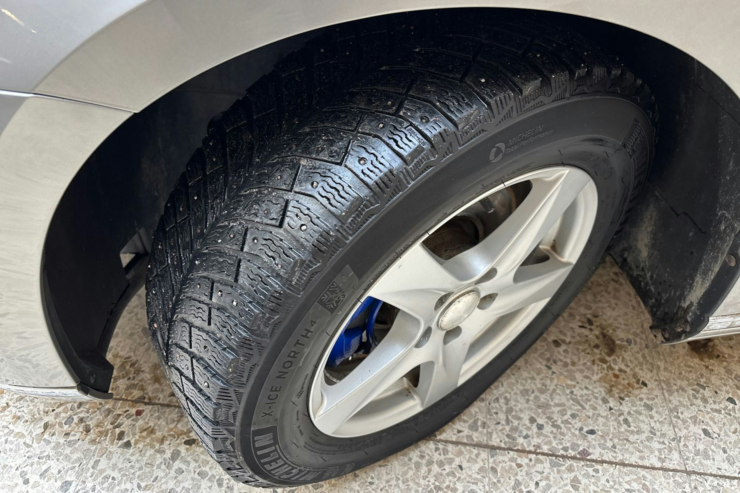 hopea Volkswagen Passat 2017 kuva 13.