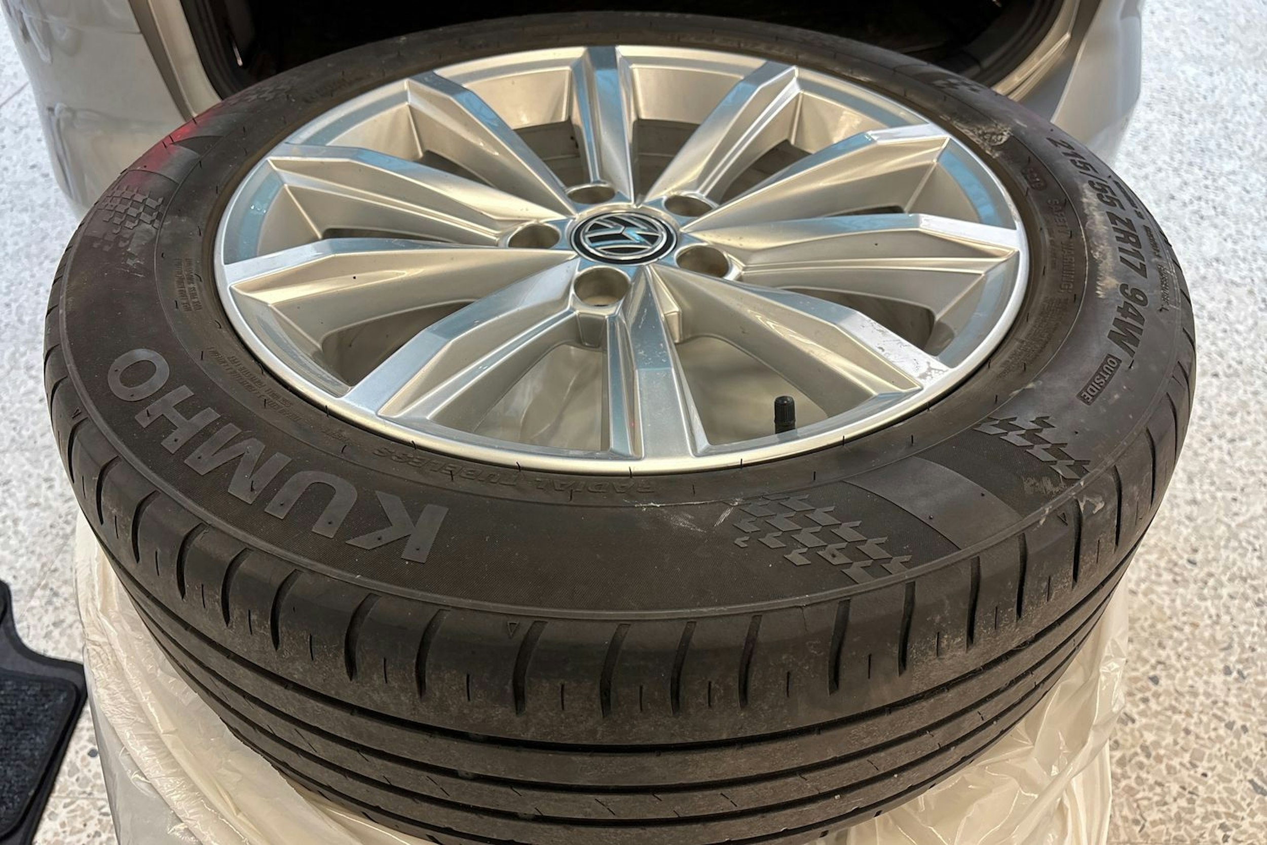 hopea Volkswagen Passat 2017 kuva 14.