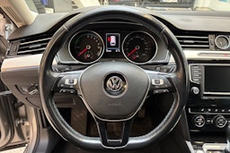 hopea Volkswagen Passat 2017 kuva 18.