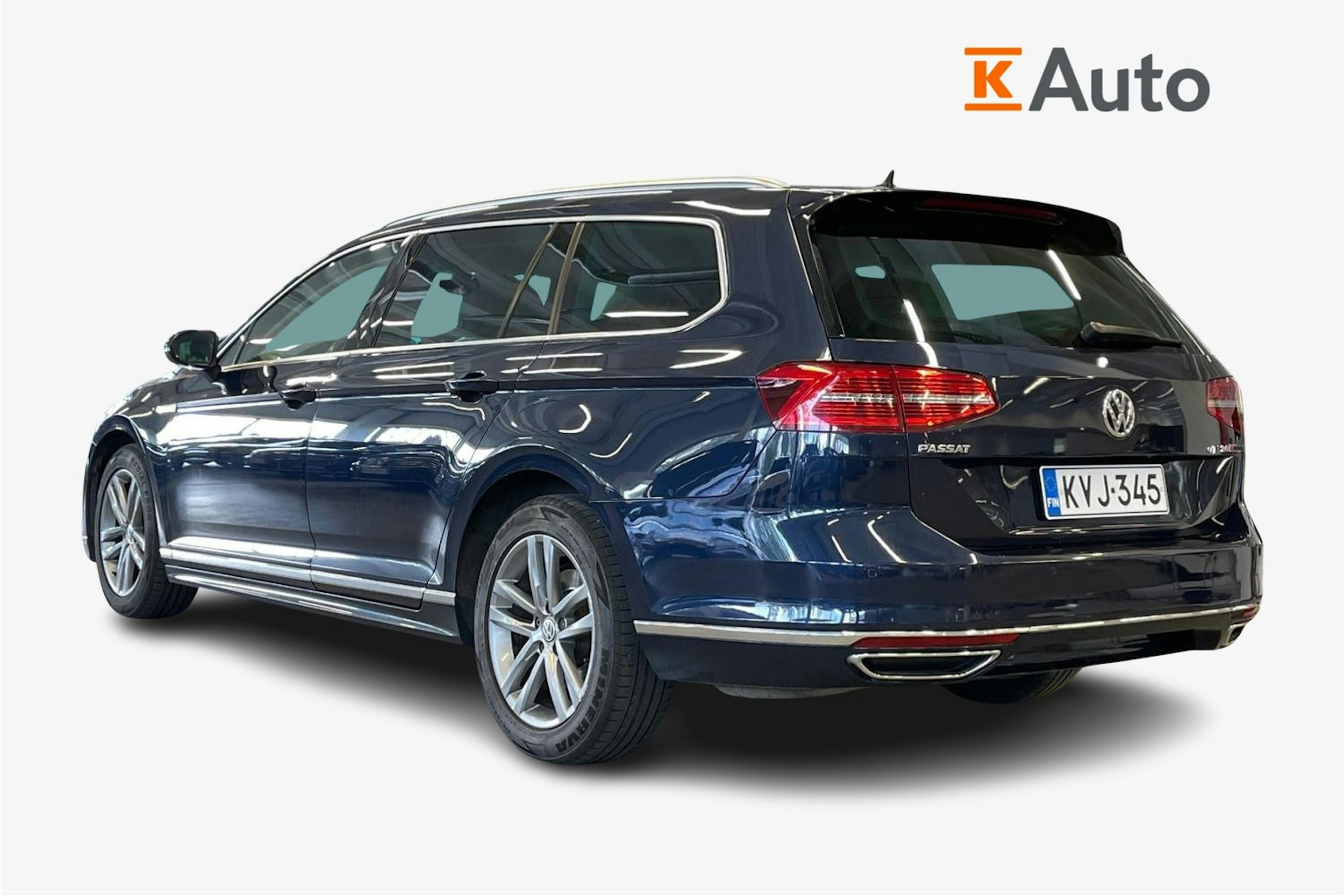 Sininen Volkswagen PASSAT 2017 kuva 2.