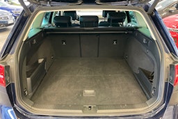 Sininen Volkswagen PASSAT 2017 kuva 14.