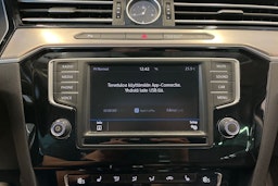 Sininen Volkswagen PASSAT 2017 kuva 21.