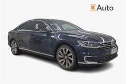 sininen Volkswagen Passat 2017 kuva 1.