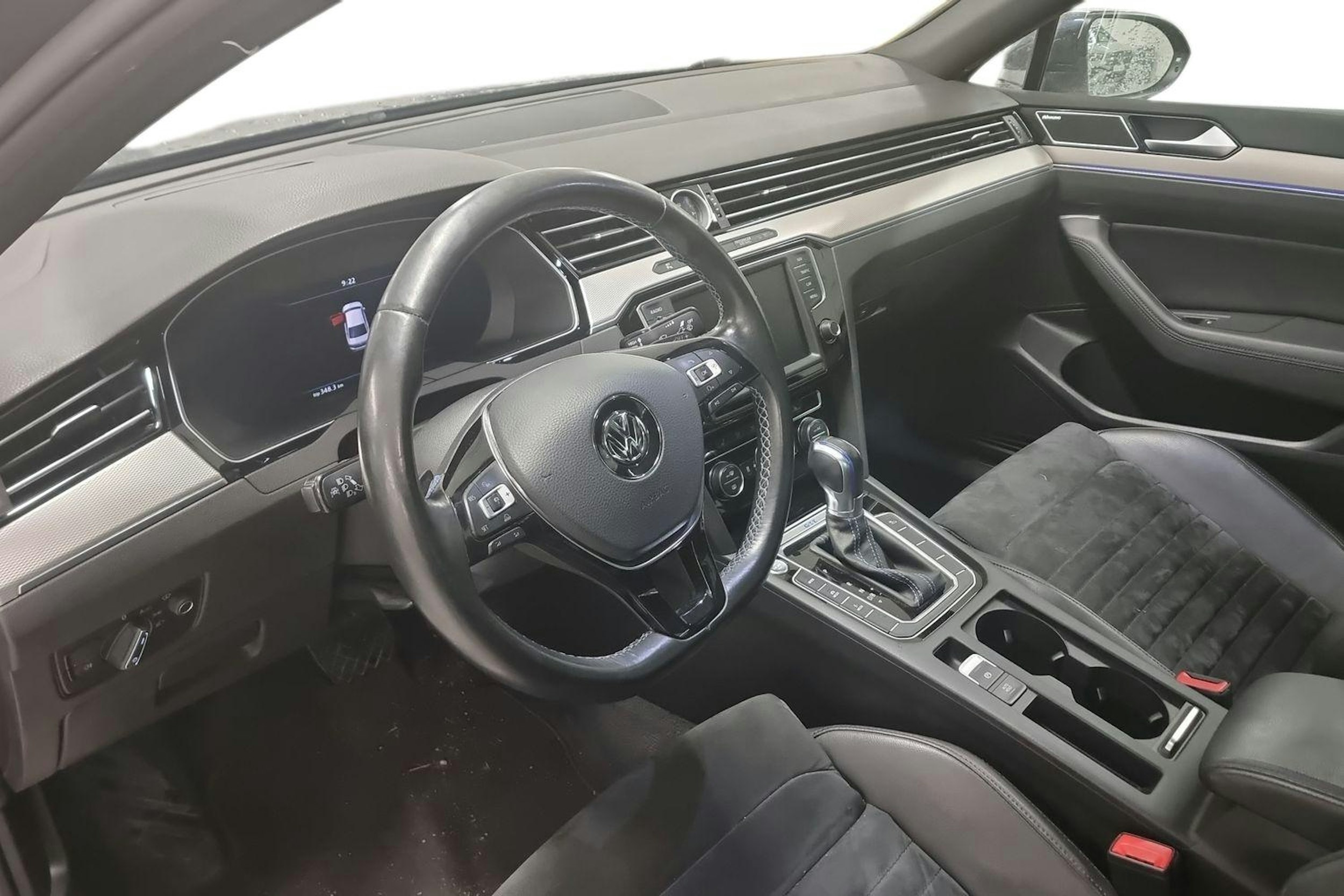sininen Volkswagen Passat 2017 kuva 3.