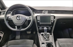 sininen Volkswagen Passat 2017 kuva 7.
