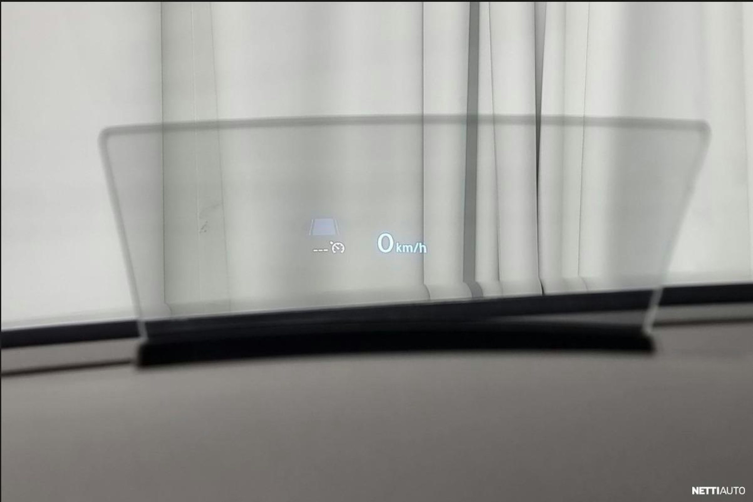 sininen Volkswagen Passat 2017 kuva 15.