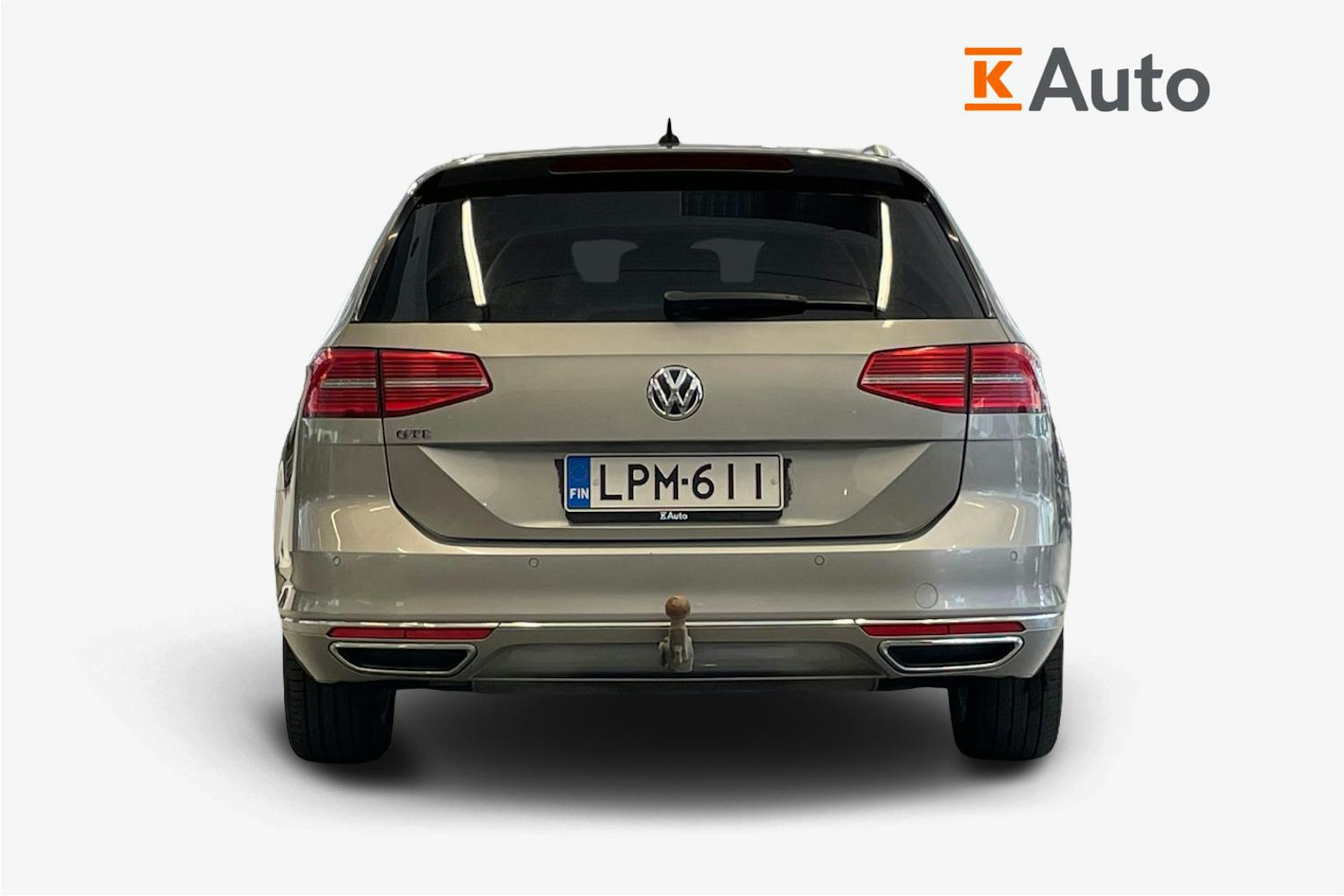 met. harmaa Volkswagen Passat 2017 kuva 3.