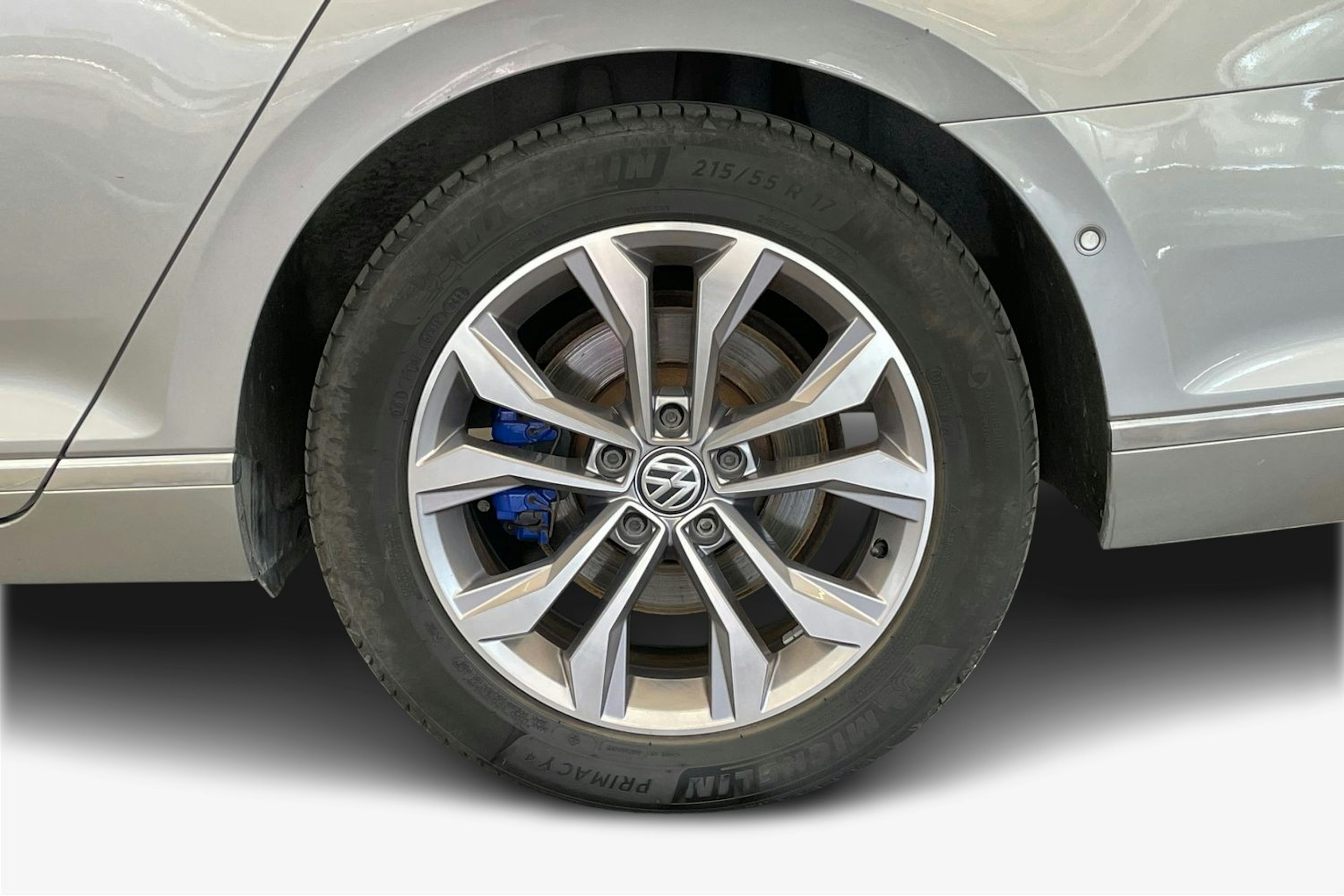 met. harmaa Volkswagen Passat 2017 kuva 9.