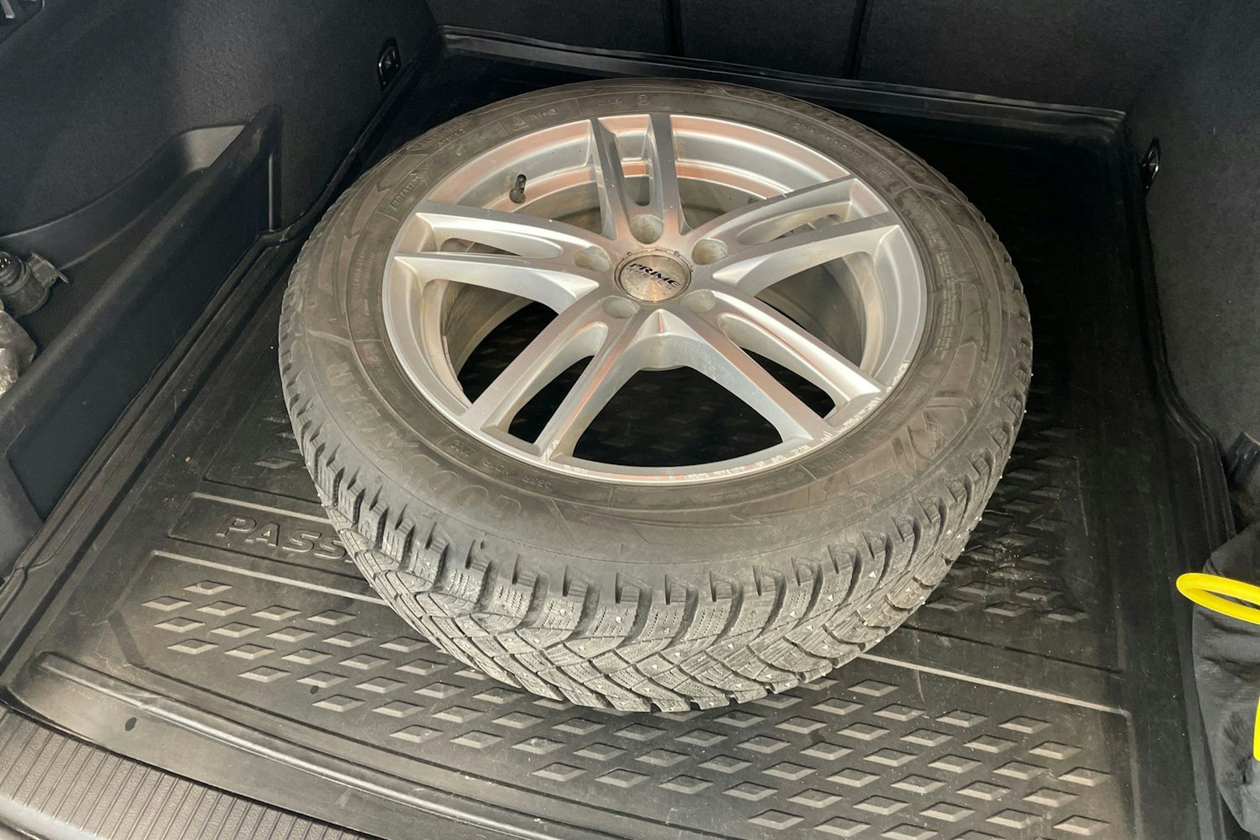 met. harmaa Volkswagen Passat 2017 kuva 10.