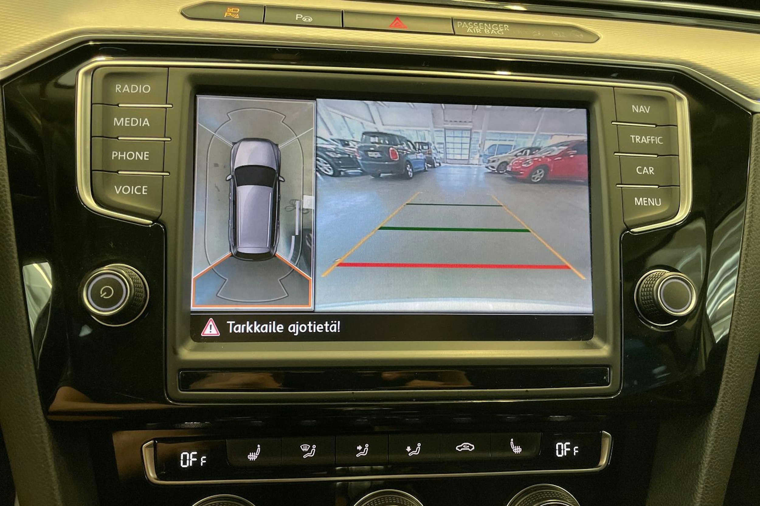 met. harmaa Volkswagen Passat 2017 kuva 12.