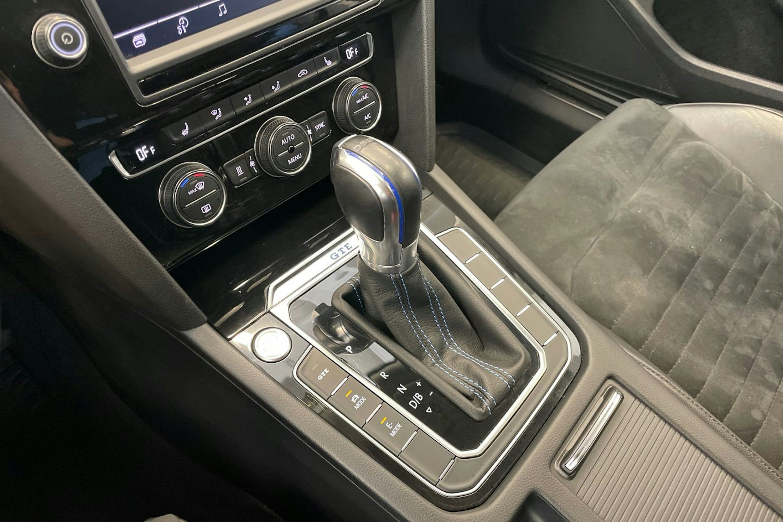 met. harmaa Volkswagen Passat 2017 kuva 13.