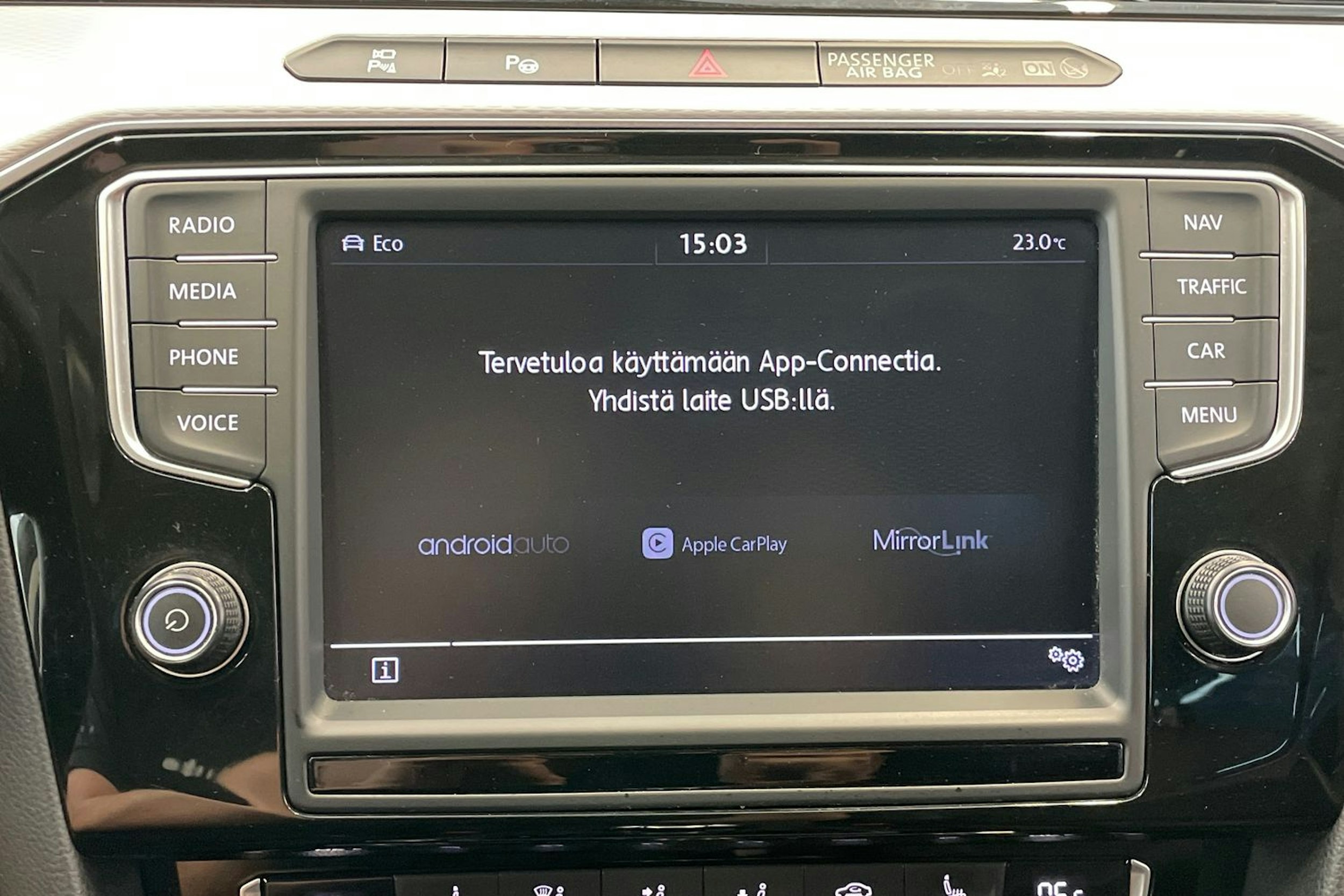 met. harmaa Volkswagen Passat 2017 kuva 15.