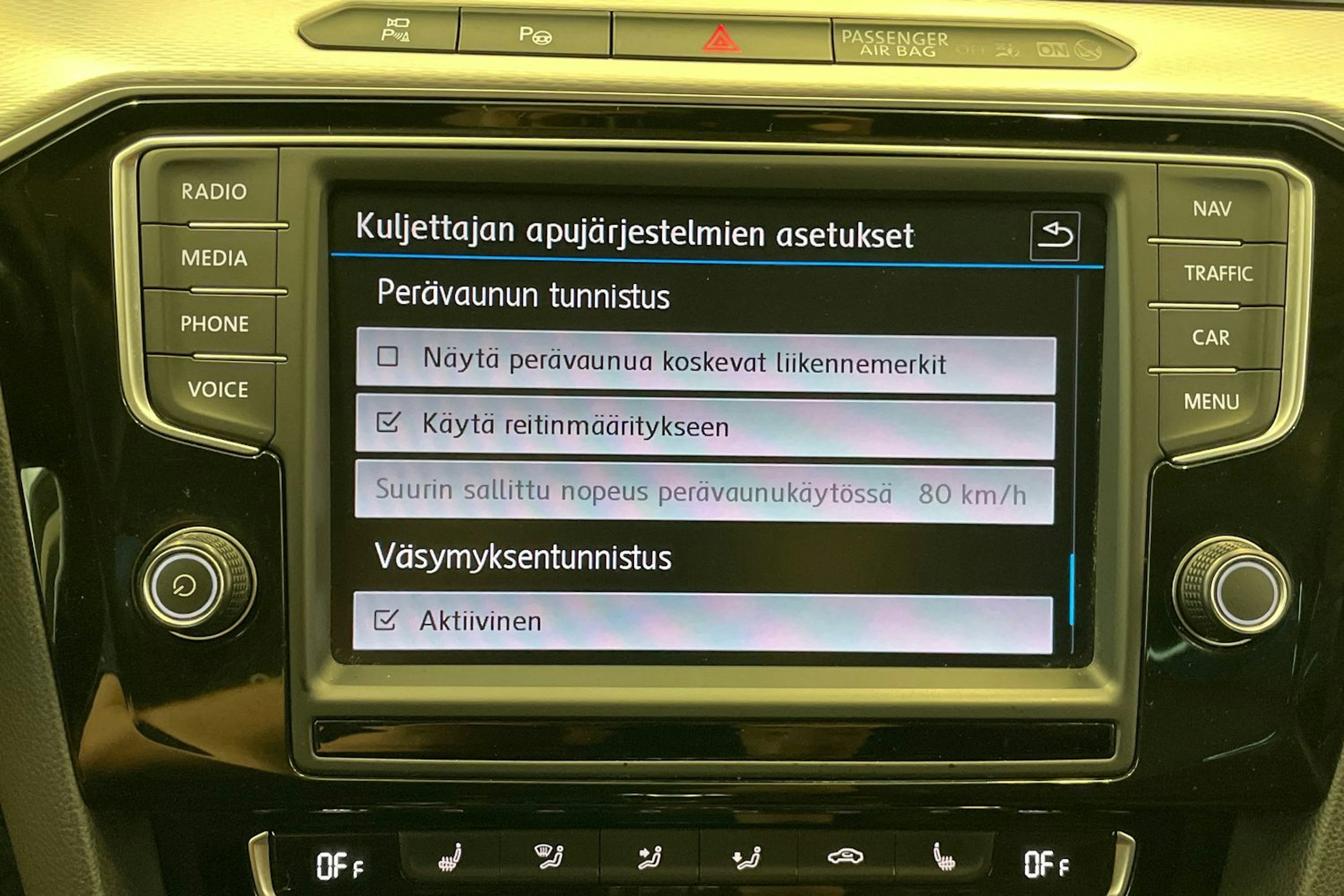met. harmaa Volkswagen Passat 2017 kuva 19.