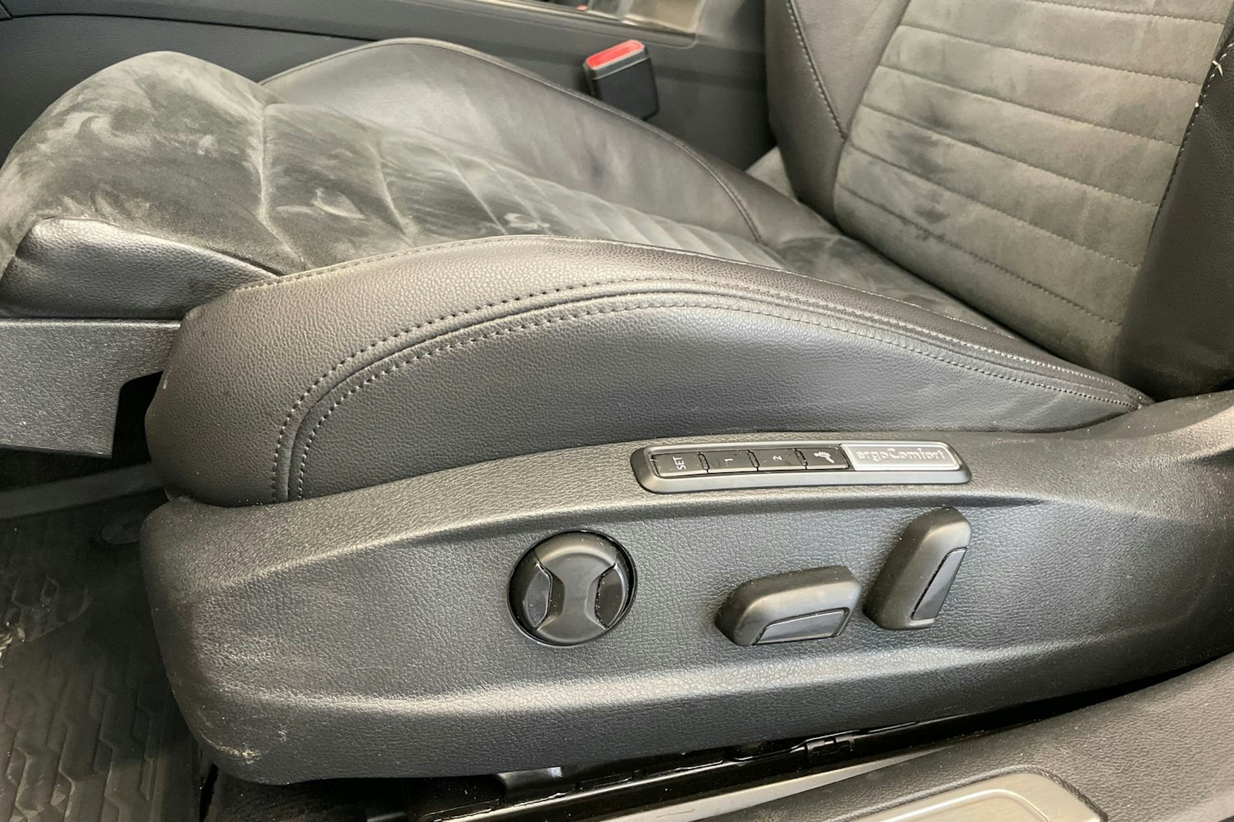 met. harmaa Volkswagen Passat 2017 kuva 22.