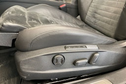 met. harmaa Volkswagen Passat 2017 kuva 22.