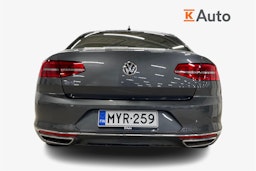 harmaa Volkswagen Passat 2017 kuva 3.