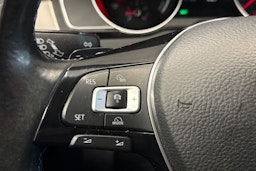 musta Volkswagen Passat 2017 kuva 17.