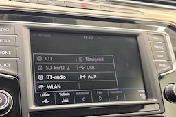ruskea (beige) Volkswagen Passat 2017 kuva 23.