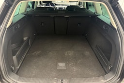 ruskea (beige) Volkswagen Passat 2017 kuva 35.