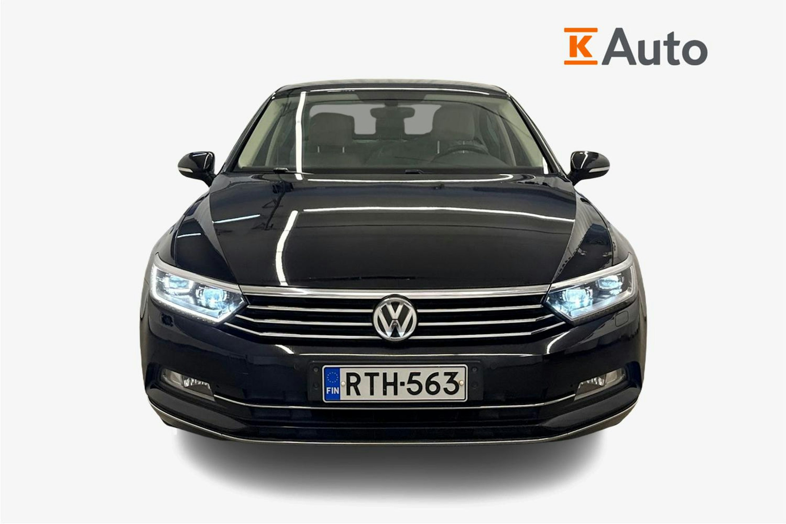 Musta Volkswagen PASSAT 2018 kuva 5.