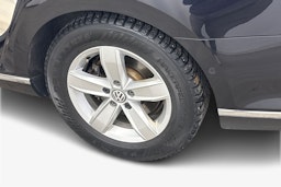 Musta Volkswagen PASSAT 2018 kuva 11.