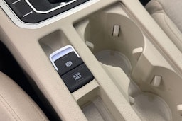 Musta Volkswagen PASSAT 2018 kuva 20.