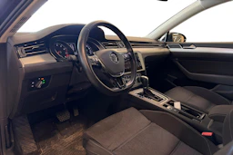 met. harmaa Volkswagen Passat 2017 kuva 3.