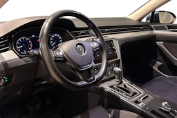 met. sininen Volkswagen Passat 2018 kuva 8.