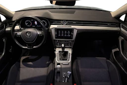 met. sininen Volkswagen Passat 2018 kuva 9.